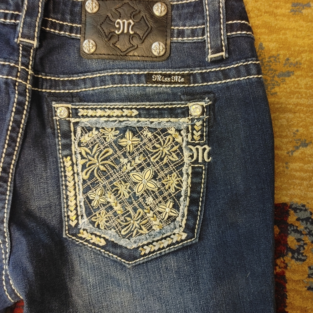 NWOT Miss Me boot cut jeans size 29x34